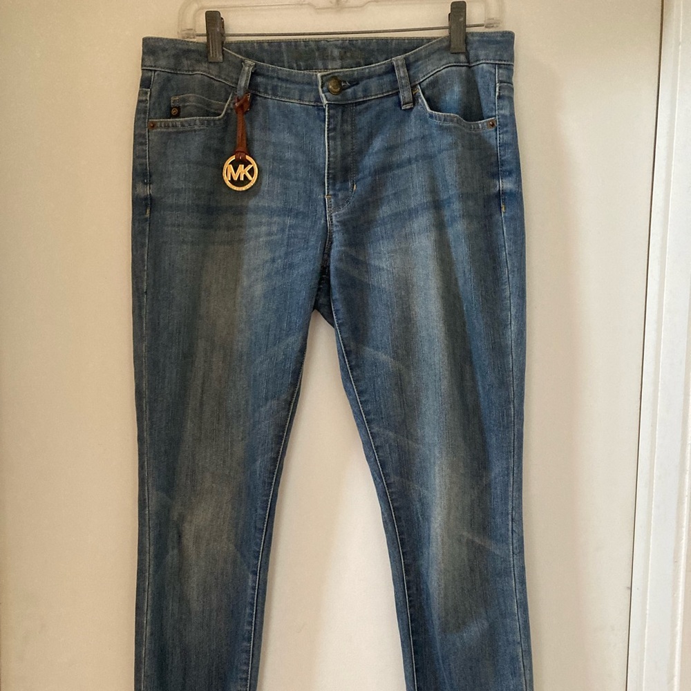 Michael Kors Medium Wash Jeans with MK logo chain